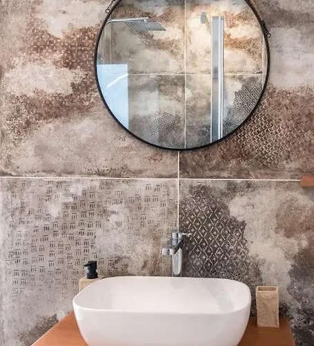 La Javanaise * נרבון-פלאז'